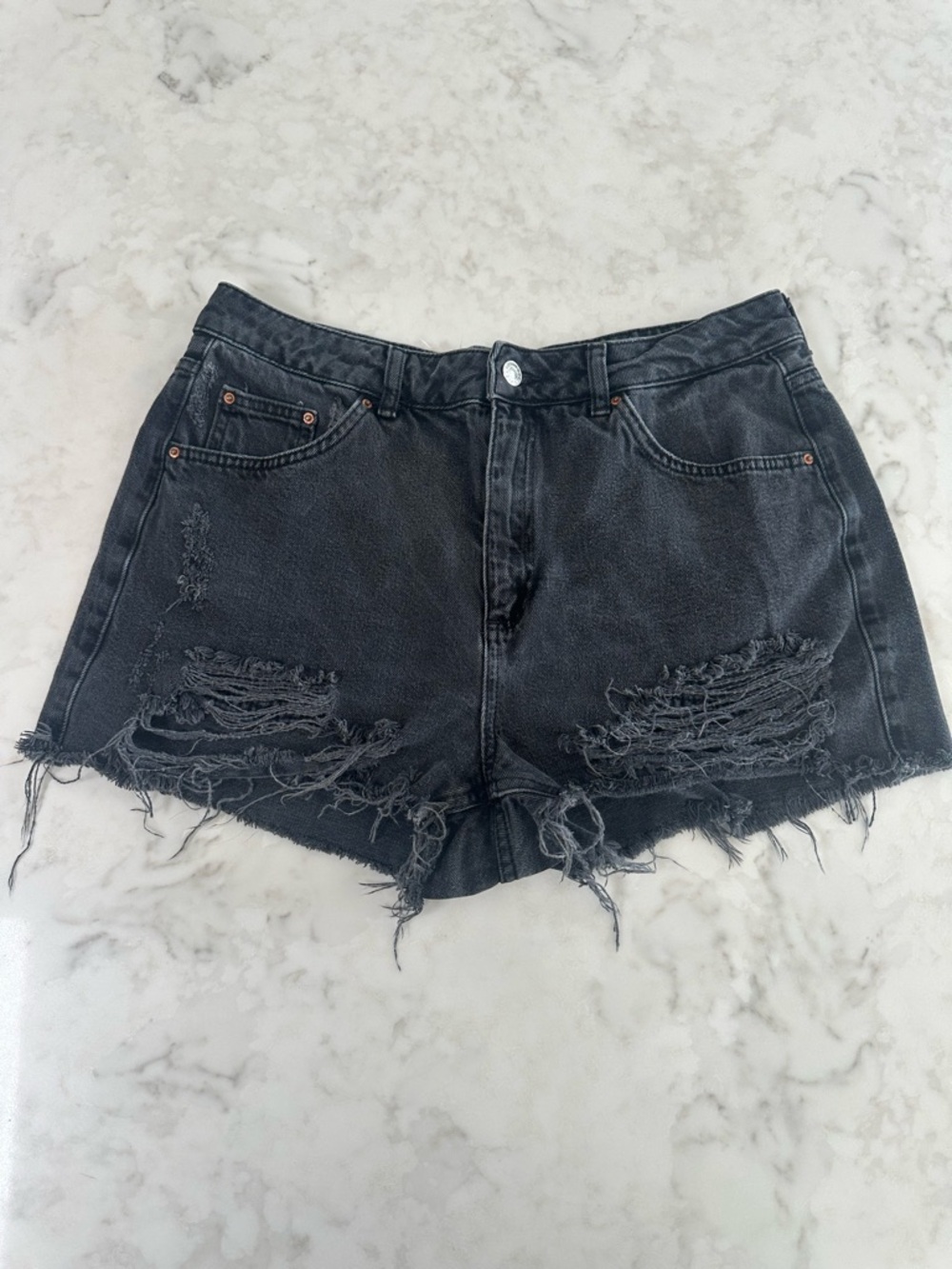 Topshop Moto Distressed Mom Jean Shorts Washed Black Woman’s Size 10